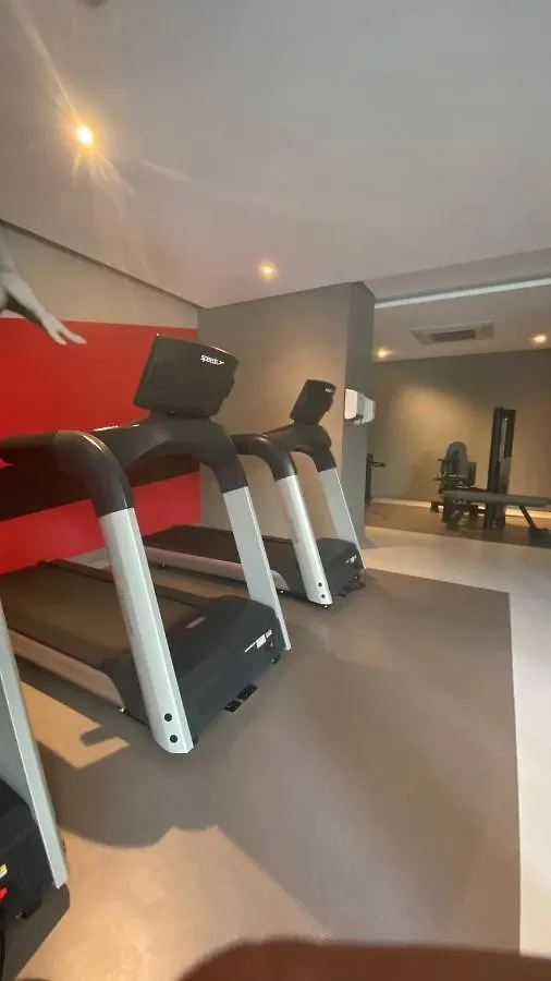 Flat De Luxo Centro Sp Com Piscina,Academia,Lavanderia,Garagem E Seguranca 24H São Paulo Apartament